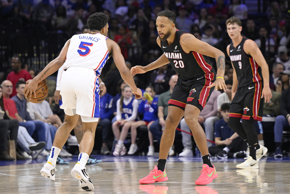 太阳惨败76人遭遇三连败