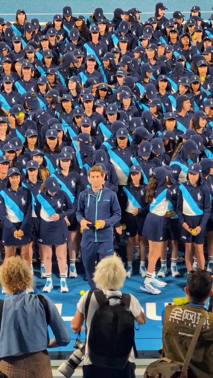 澳网鏖战法网，鲁德带队取胜